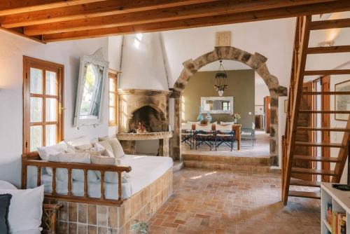Villa Margarita - Ampia villa situated in Lardos