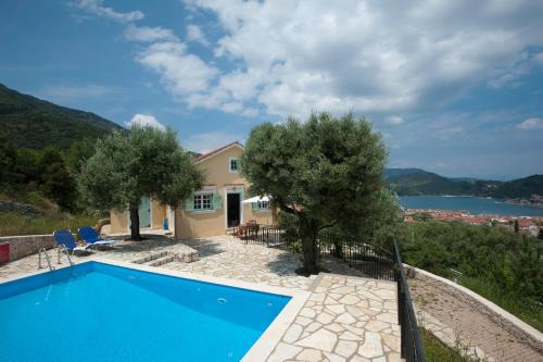 Villa Nondas in Vathi