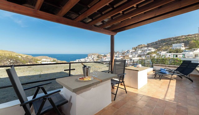 Villa Valasia, Lindos ,3 Bedroom Villa with Roof Terrace, Acropolis and Seaview