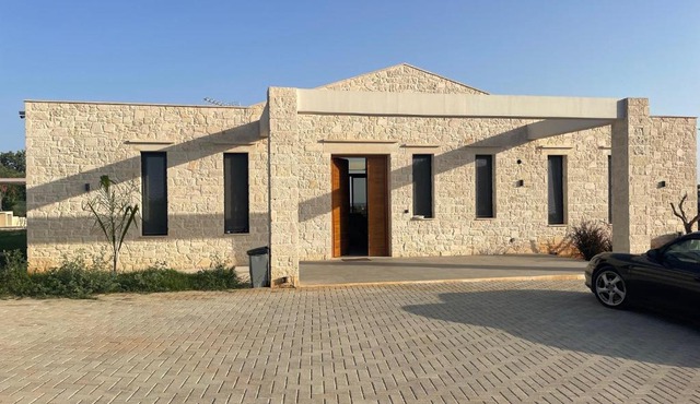 Villa Yi