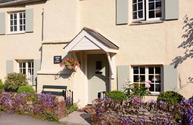 Cherry Tree Cottage Noss Mayo 