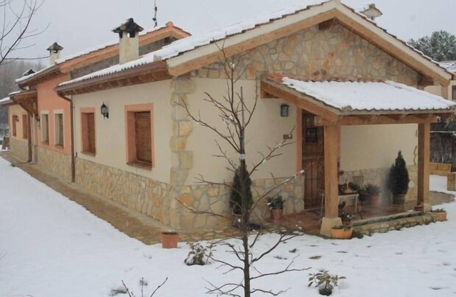 Self Catering Las Casitas De La Velilla People 