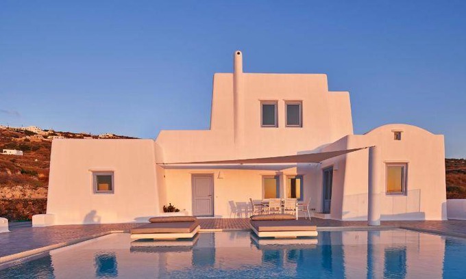 Vourvoulos Villa | 160 m² Villa ∙ 3 bedrooms ∙ 6 guests
