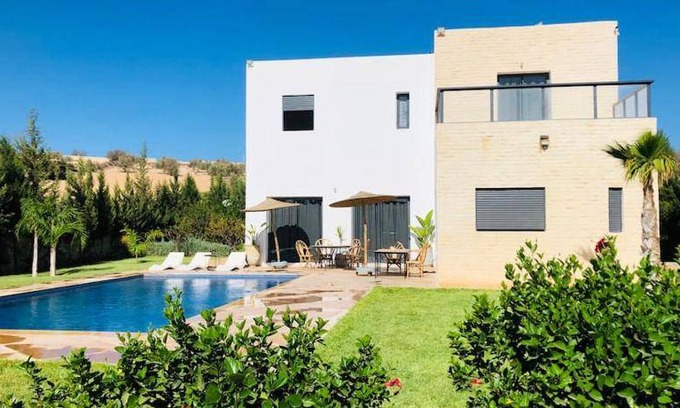 Ounagha Villa | 240 m² Villa ∙ 4 bedrooms ∙ 8 guests