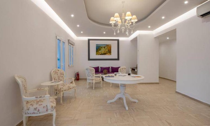 Monolithos Hotel | 27 m² Hotel ∙ 127 guests