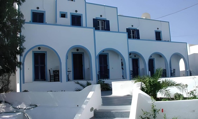 Oia Apartment | 35 m² Serviced apartment ∙ 3 guests