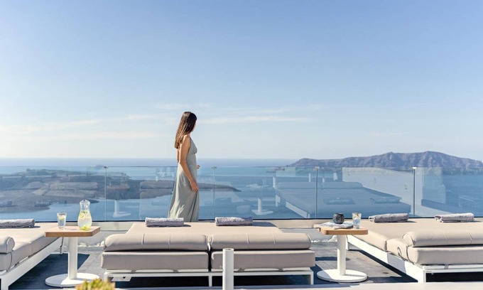 Firostefani Hotel | 70 m² Hotel ∙ 2 bedrooms ∙ 127 guests