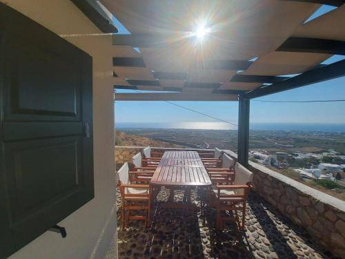 Exo Gonia House | 71 m² House ∙ 3 bedrooms ∙ 6 guests