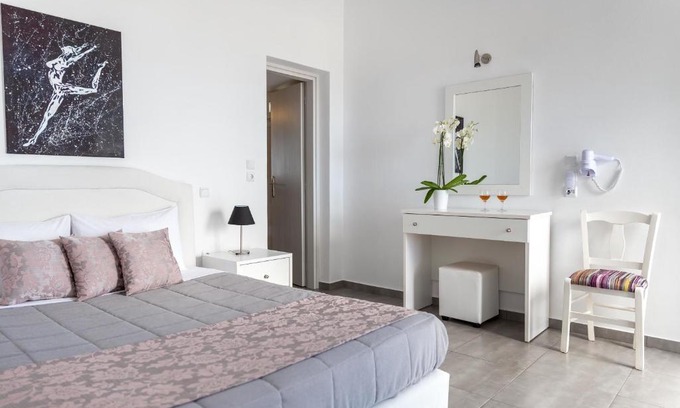 Fira House | Aigli Villa
