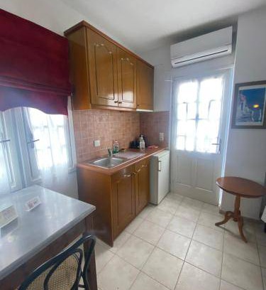 Akrotiri Apartment | Apartment ∙ 4 guests