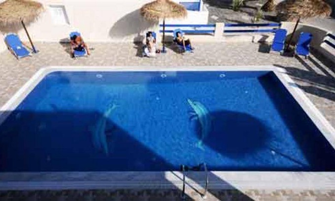 Perivolos Apartment | Apartment ∙ 8 guests