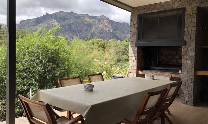 Villa Arelauquen House | beautiful and modern large house in exclusive golf and country club in Patagonia