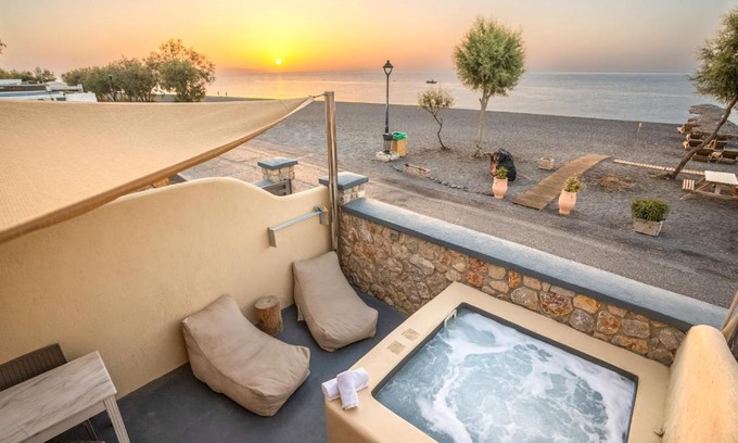 Perivolos Apartment | Cyclops Beach Apartments