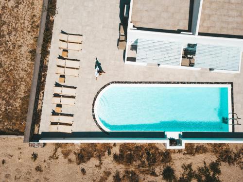 Perissa Hotel | Daylight Hotel