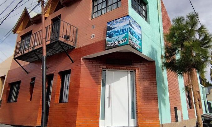 Macrozona Bahia Redonda y Primeros Faldeos Hostel | Hospedaje Los Nietos