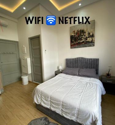 Belvedere Apartment | Lovely Studio in the city centre with WIFI.