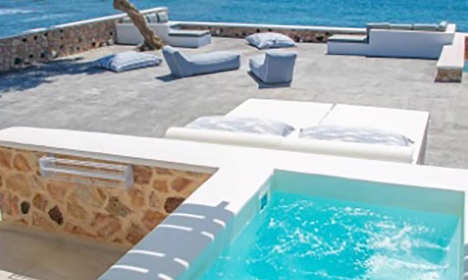 Exomytis Apartment | My Rental Homes - Maison Nira with panoramic Jacuzzi on the outdoor terrace