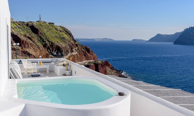 Oia Villa | Ode Villa Junior Sunset Suite