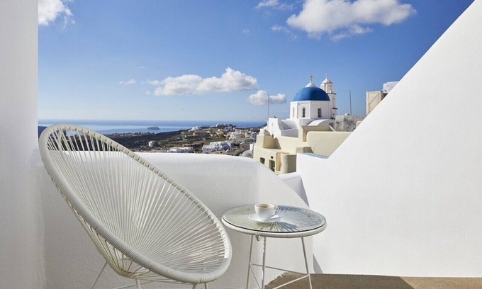 Santorini Villa | The Small Architect's House