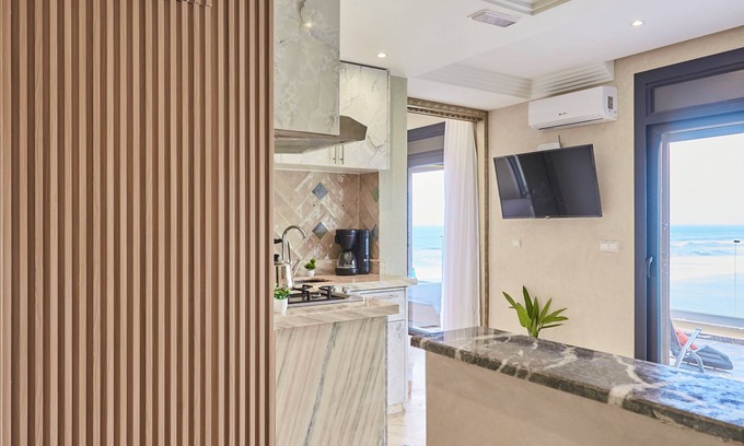 Southern Atlantic Coast Apartment | Wake to Waves: Stylish 1-Bedroom by the Shore