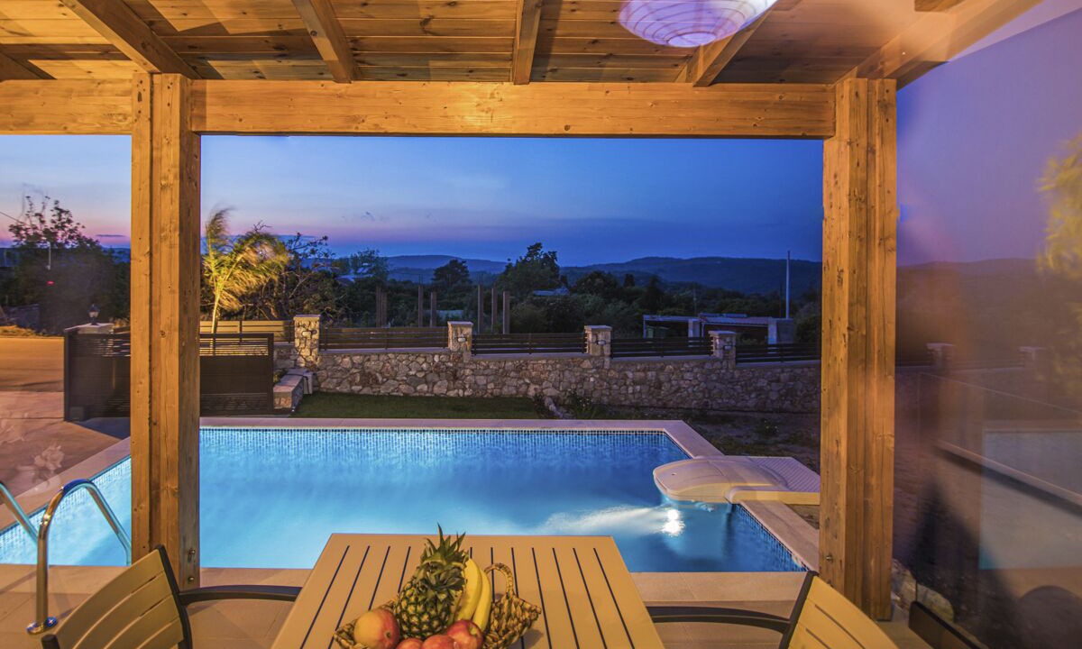Salakos Villa | Villa Salakos - Three Bedroom Villa, Sleeps 6