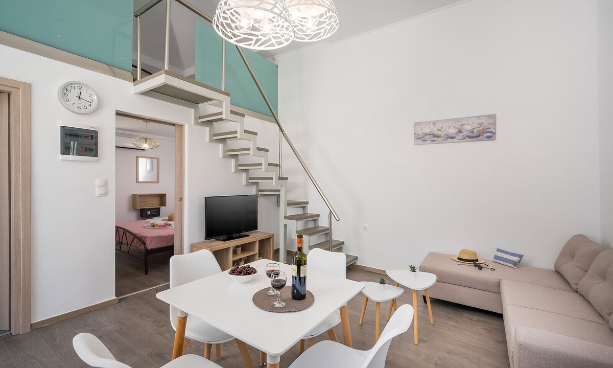 Sirili House | House Sirili