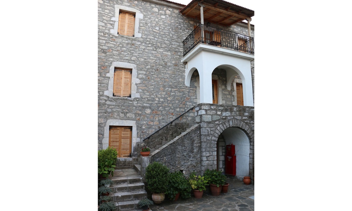 Kosmas House | Maleatis Apollo