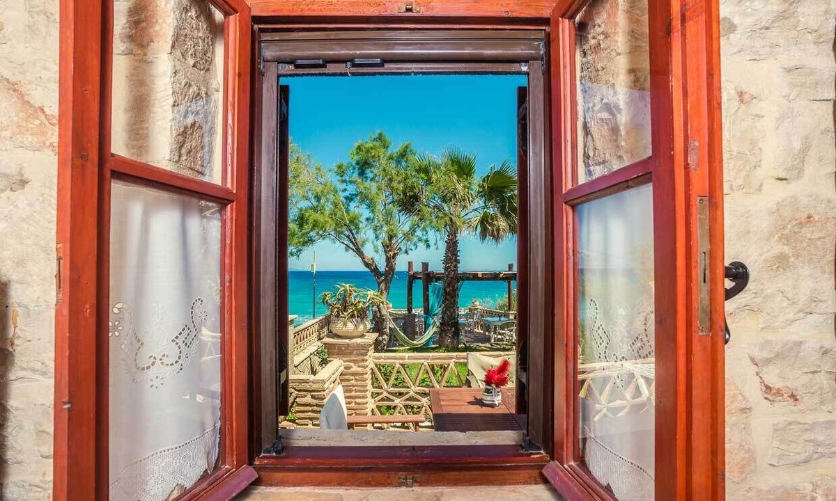 Psarou Villa | Porta Del Mar Beach Resort