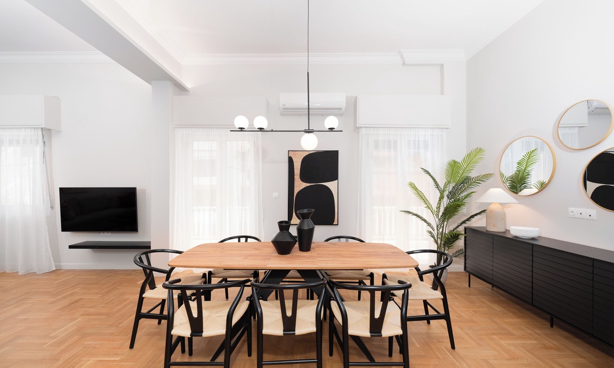 Ampelokipoi Apartment | Spacious & Stylish Athens Apartment - Walk To Metro