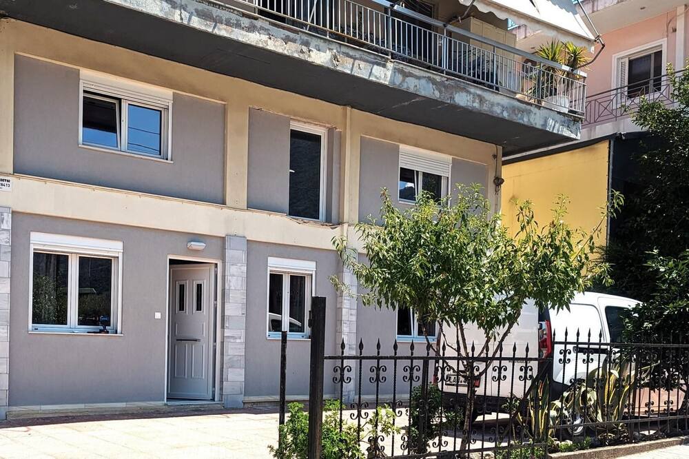 Kamena Vourla Apartment | Achilleas Rentals No1