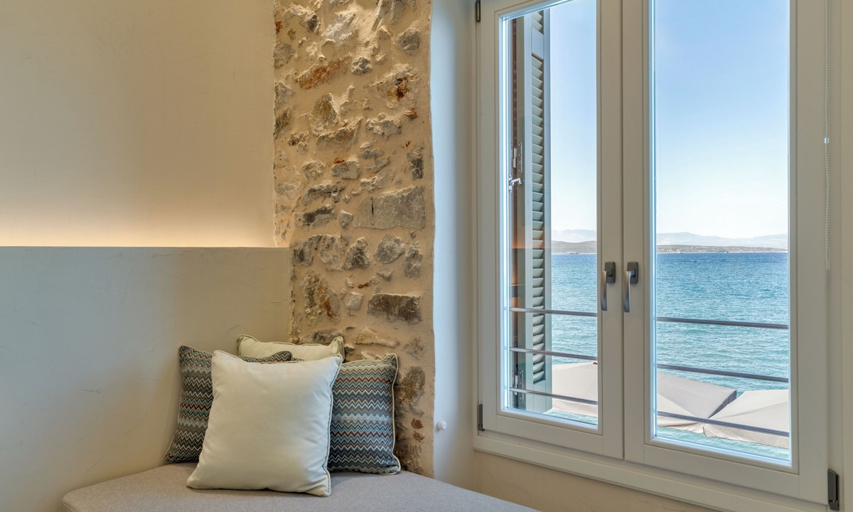 Gythio Hotel | YeeOn Boutique Hotel, Gythio - Historic Hotels of Europe