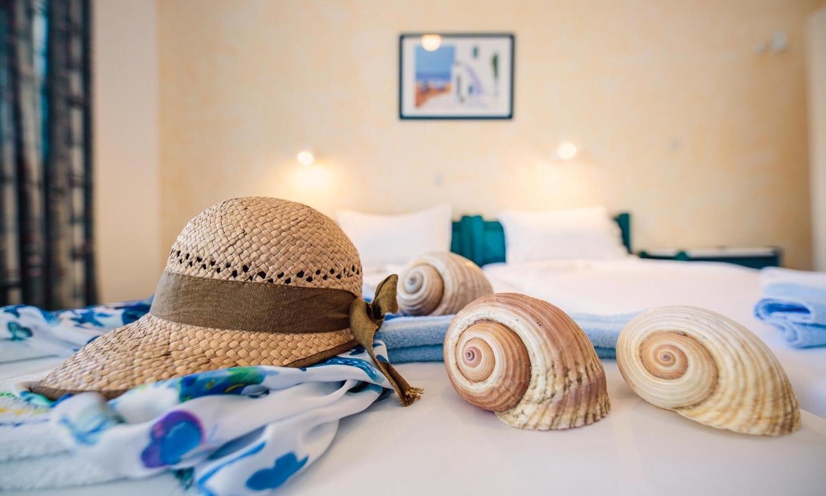 Aliki Hotel | Villa Anna Maria