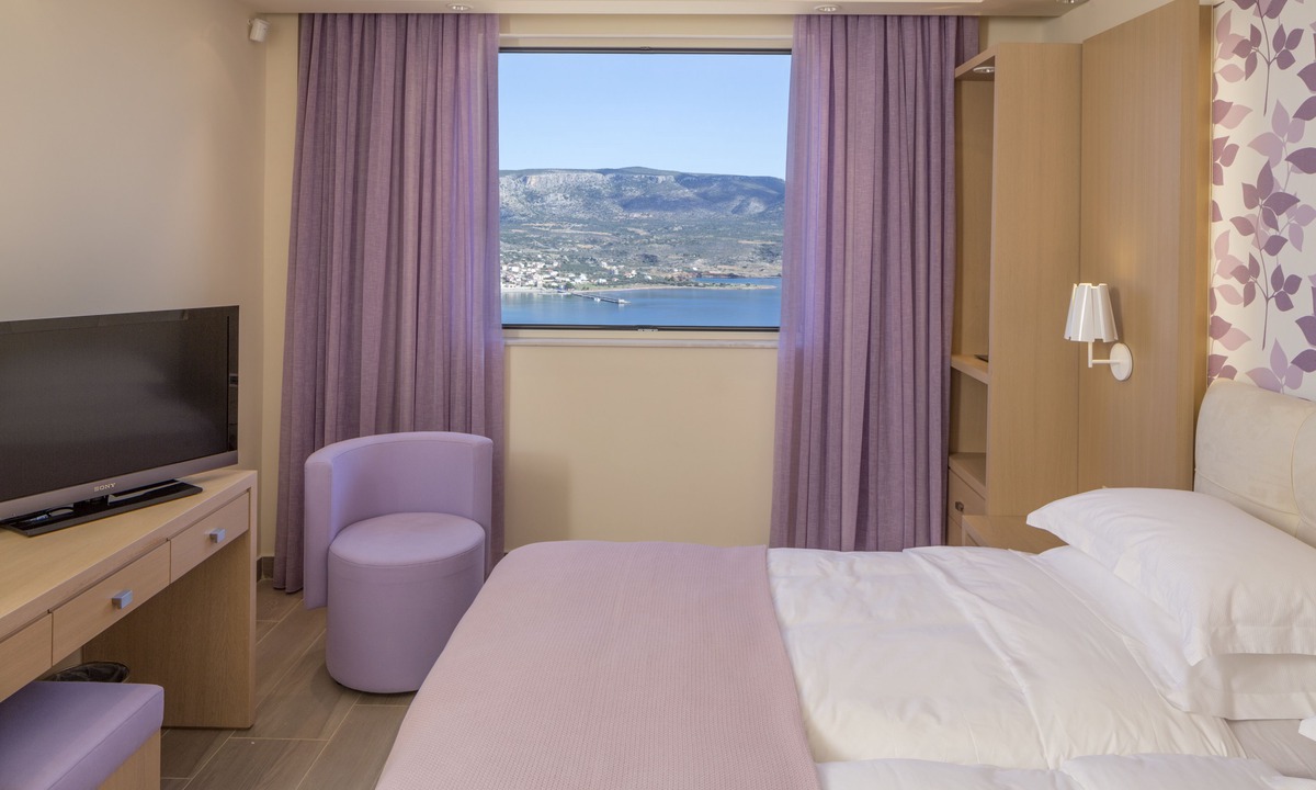 Papadhianika Apartment | Princess Kyniska Suites