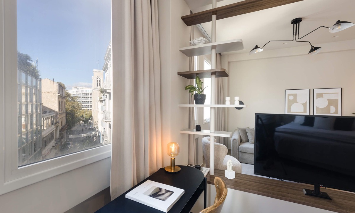 Plaka Apartment | Luxury Apartment in Plaka C