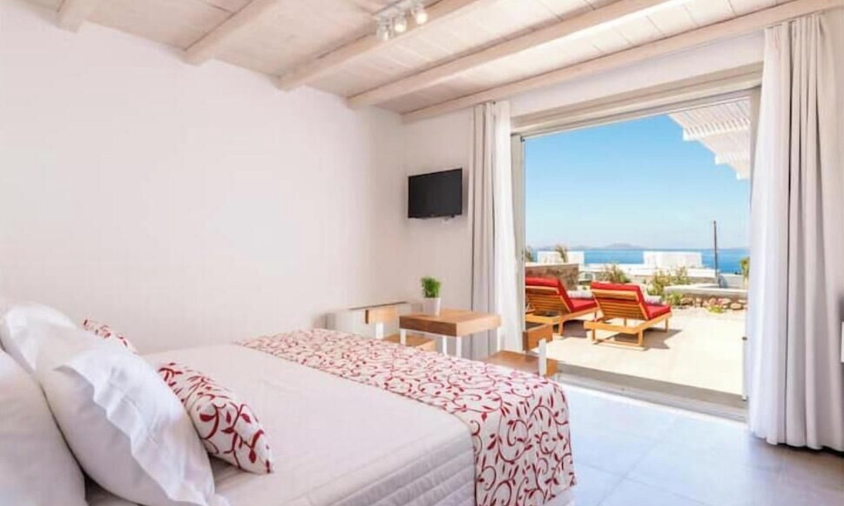Agios Stefanos Hotel | o Lofos CHORA Deluxe Suite with Private Pool
