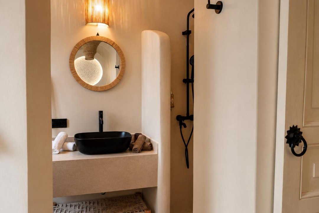 Mouassine Villa | Riad privé Kaolane, piscine, petit-déjeuners, 5min Jemaa el-Fna