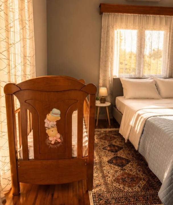 Pamvotida House | Cozy Retreat with Fireplace & BBQ