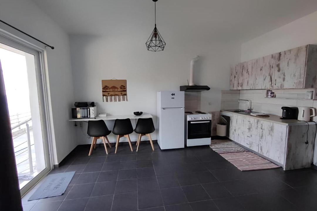 Agii Apostoli House | Aegean Beachfront Apartment