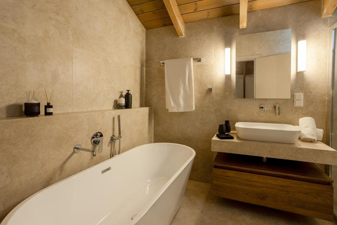 Lamia Villa | Monte Vista Luxury Villas by Raise