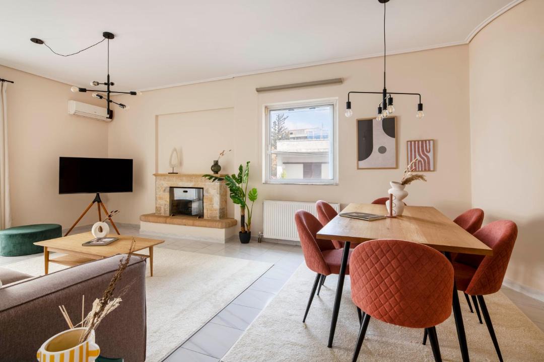 Amarousion Apartment | Ample 3BR Family Properties in Marousi by UPSTREET