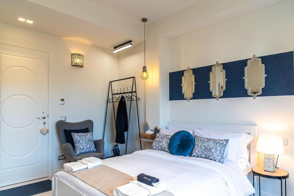 Kifisia Apartment | Central Kifissia BLέ & ÁPPεROL Malomar Homing