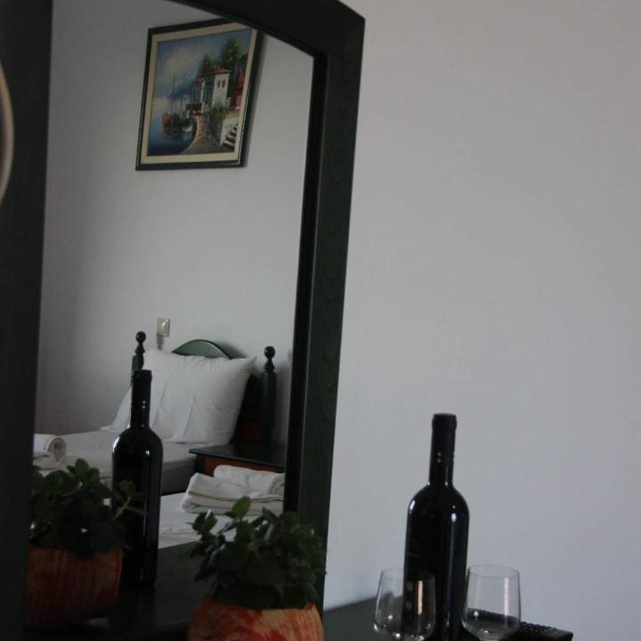 Gialos Apartment | KOYNTOYRA ROOMS