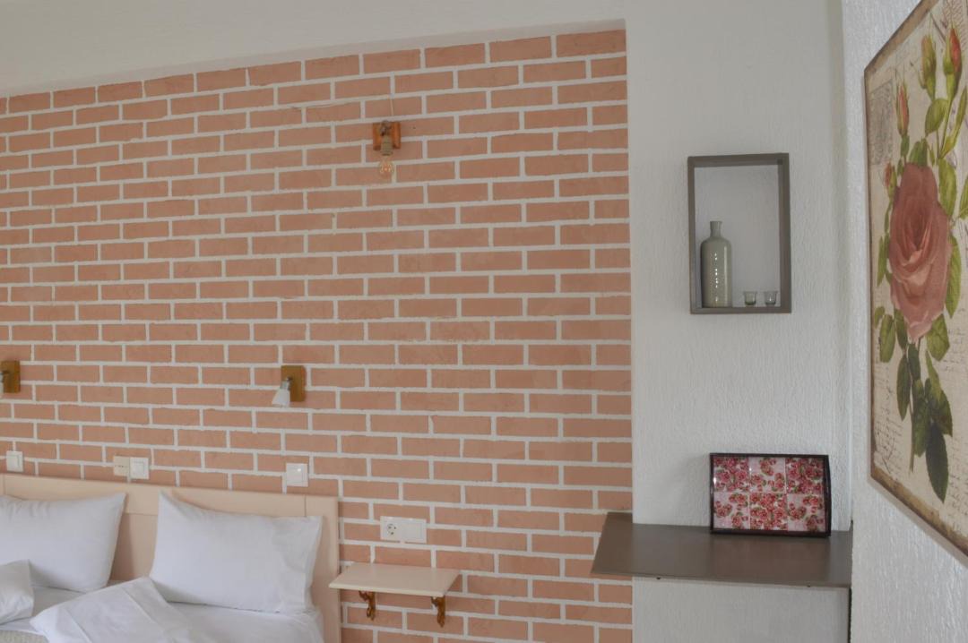 Stafylos Apartment | Anna George Studios