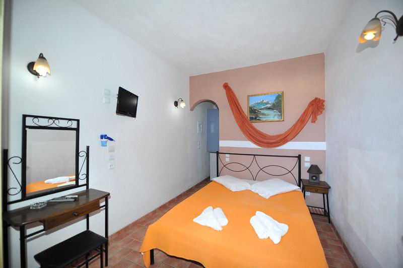 Photo of Bedroom in Fira