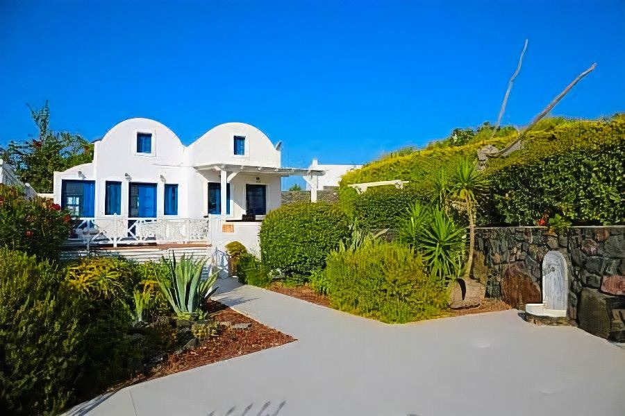 Photo of Buildings in Oia