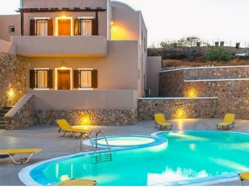 Photo of Outdoor in Fira