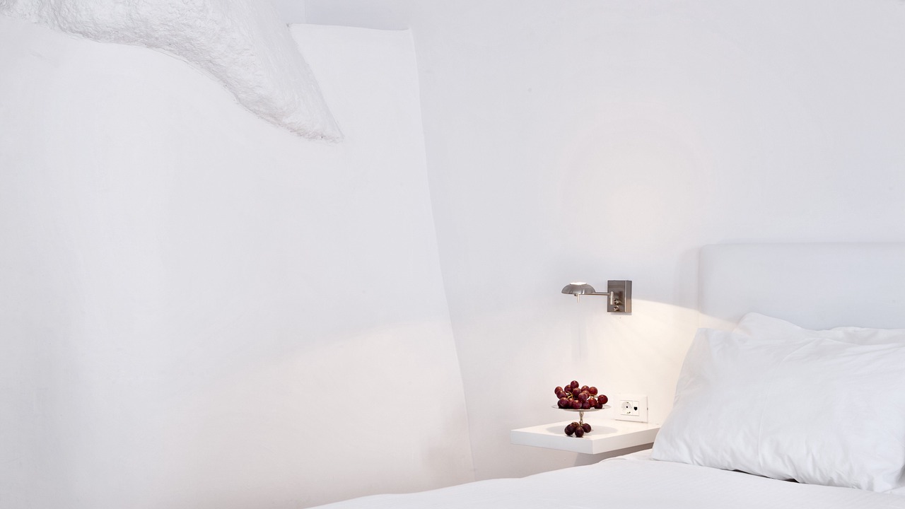 Photo of Bedroom in Oia