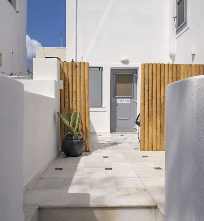 Photo of Others in Fira