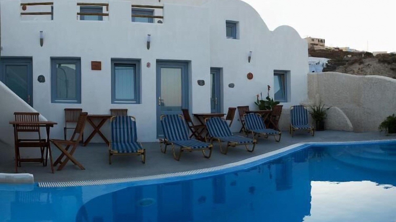 Photo of Outdoor in Fira