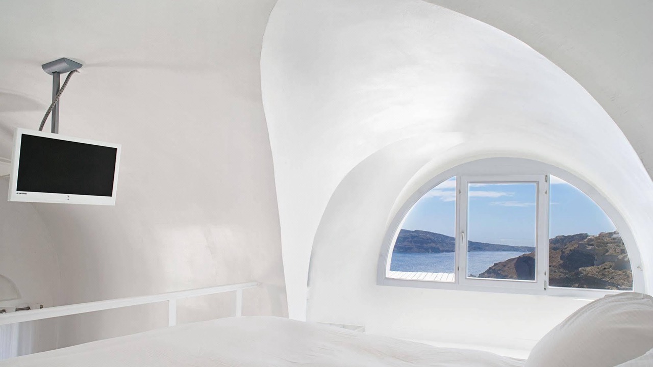 Photo of Bedroom in Oia